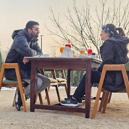 The Walnut Creek Pahalgam Otel Dış mekan fotoğraf