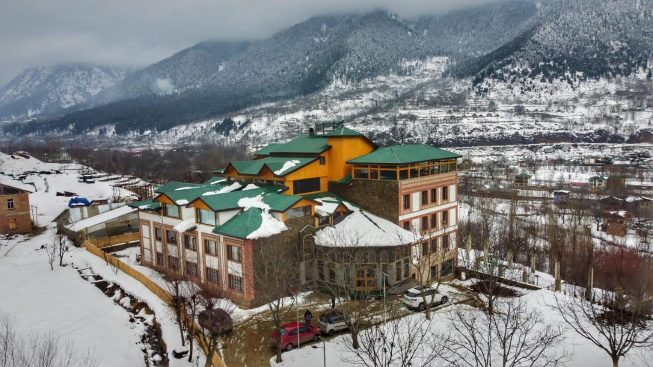 The Walnut Creek Pahalgam Otel Dış mekan fotoğraf